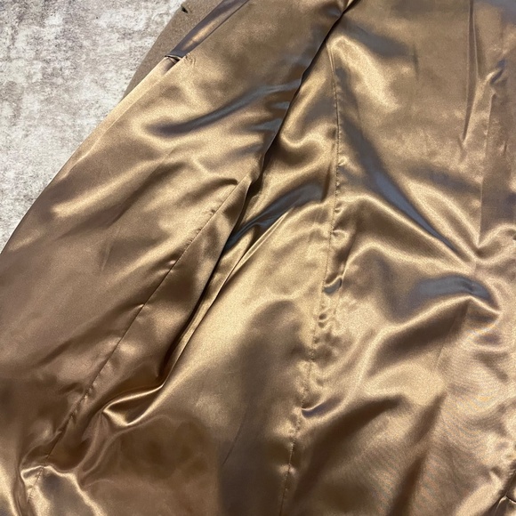 NWT Beautiful DKNY mid length mid weight brown coat - Picture 6 of 11